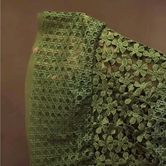 Sold Out - Picture 3 of 8